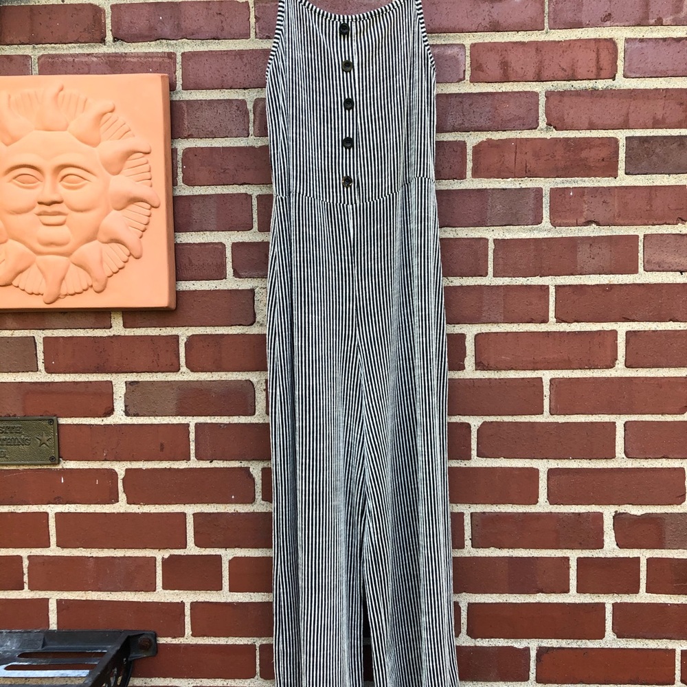 Black & white stripes jumper